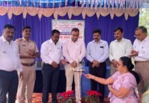 ಕರ್ನಾಟಕ ರಾಜ್ಯ ಮಿನರಲ್ಸ್ ವತಿಯಿಂದ ಜೇನು ಸಾಕಾಣಿಕೆ ಅರಿವು ಕಾರ್ಯಕ್ರಮ