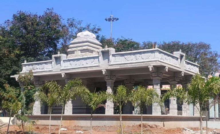 ಎಪ್ರಿಲ್ 9ರಿಂದ 11ರ ವರೆಗೆ ಲಲಿತಾ ಪರಮೇಶ್ವರಿ ಅಮ್ಮನವರ ವಿಗ್ರಹ ಪ್ರತಿಷ್ಠಾಪನೆ ಮತ್ತು ಕುಂಭಾಭಿಷೇಕ