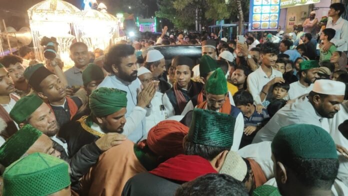 Sriramulu wishes Urs festival